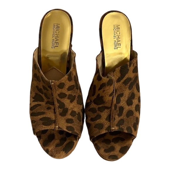 Women’s Leather Leopard Print MK Sandal Size 8 in Excellent Used Condition - Picture 1 of 6